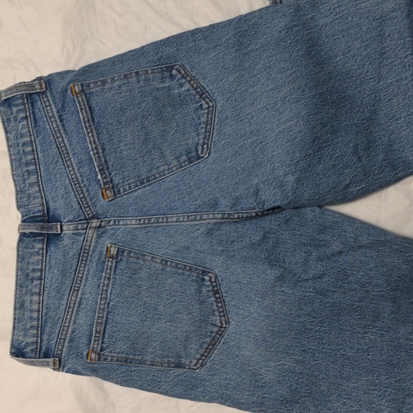 Abercrombie & Fitch The Vintage Flare High Rise Jeans Size 28/6 - Picture 5 of 6